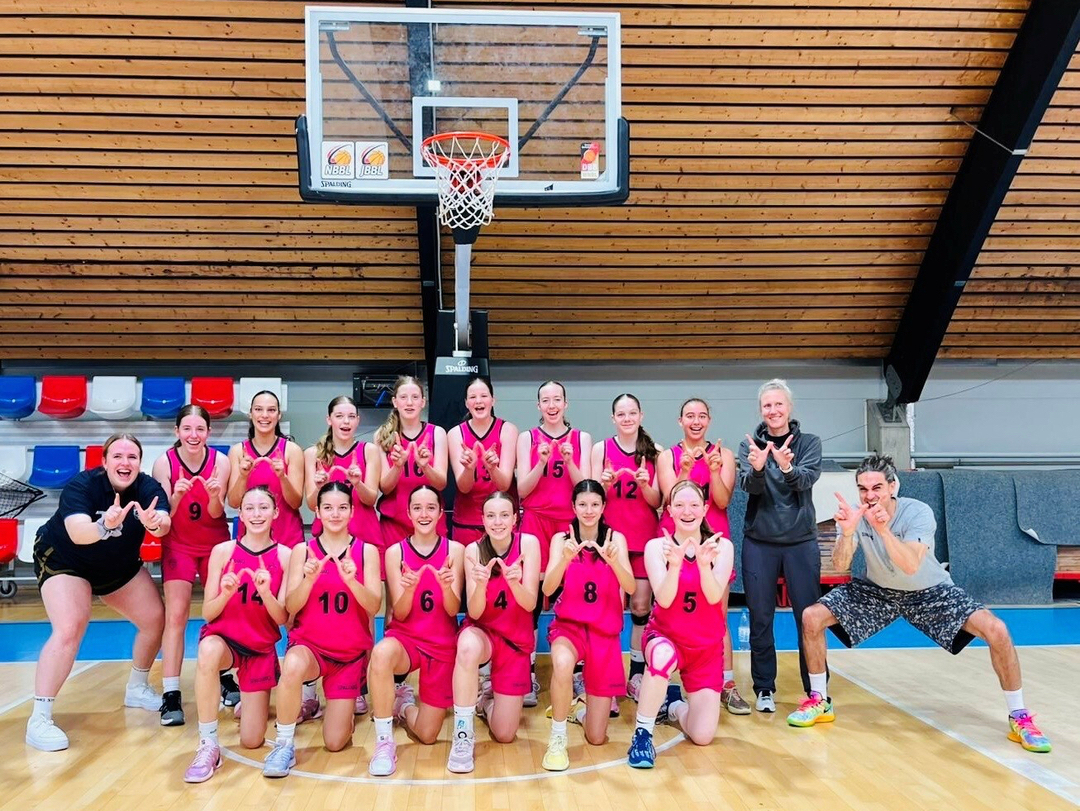 250605 WBV Team 2011w